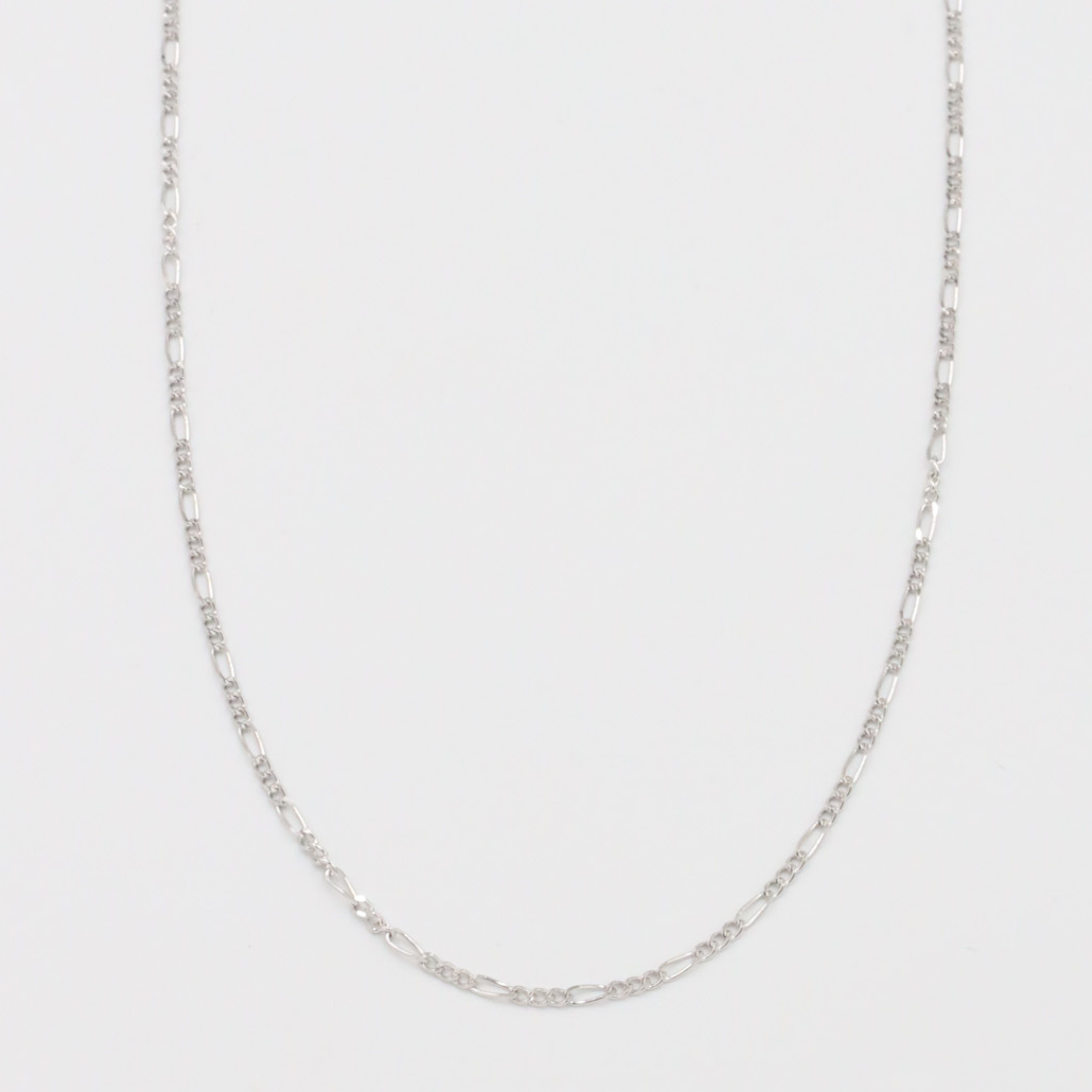 Close-up of the Annabelle necklace in sterling silver, showcasing its sleek chain design.