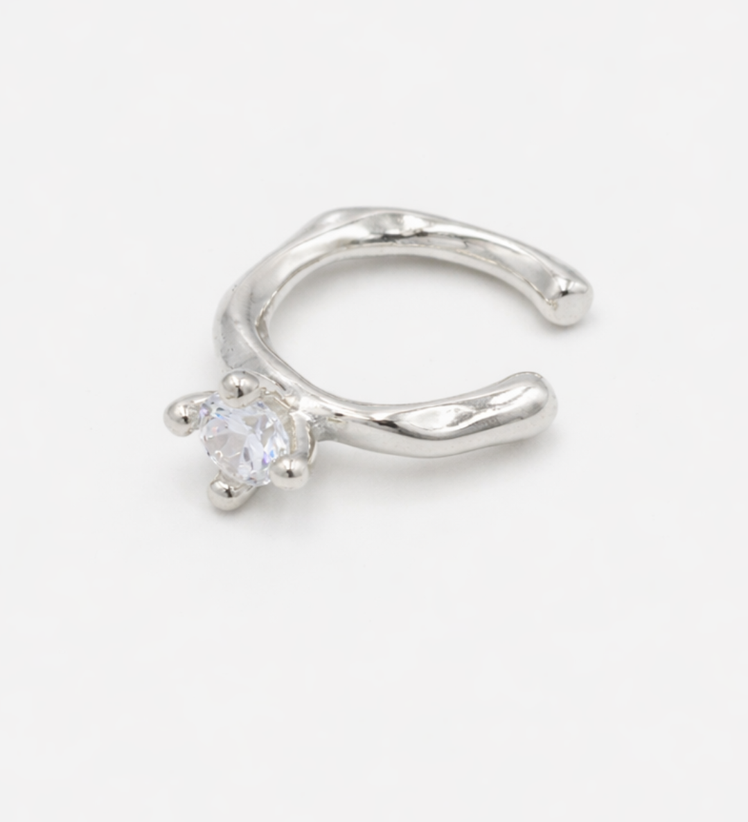 Anuschka_EarCuff_Silver_2.png