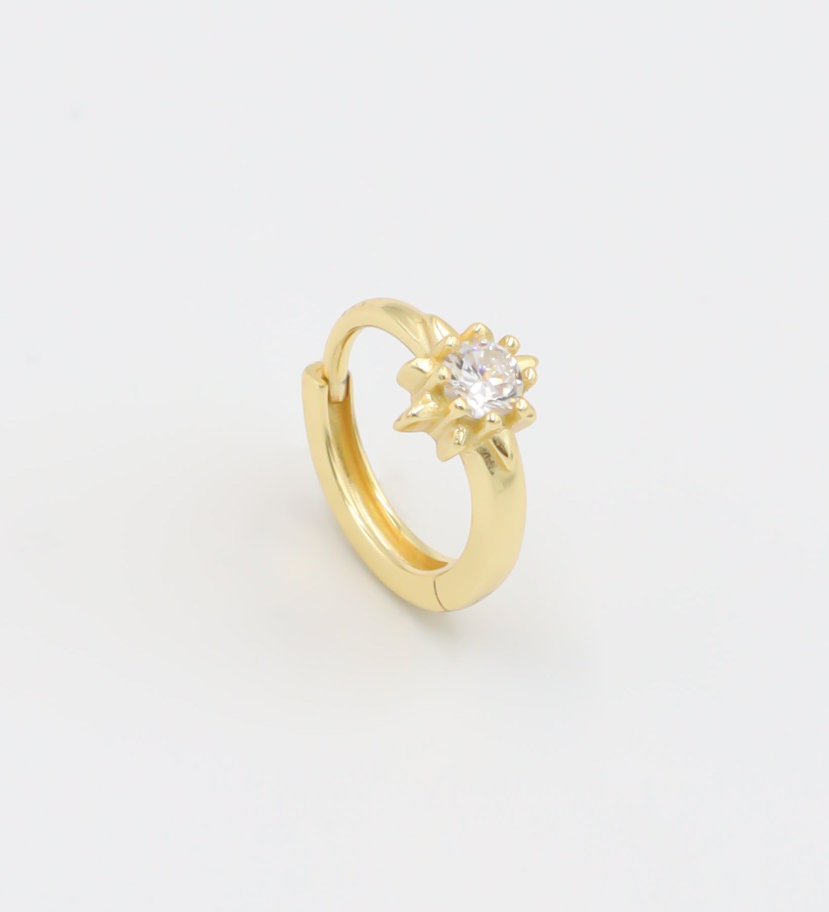 AstraGoldEarringSinglePiece.jpg