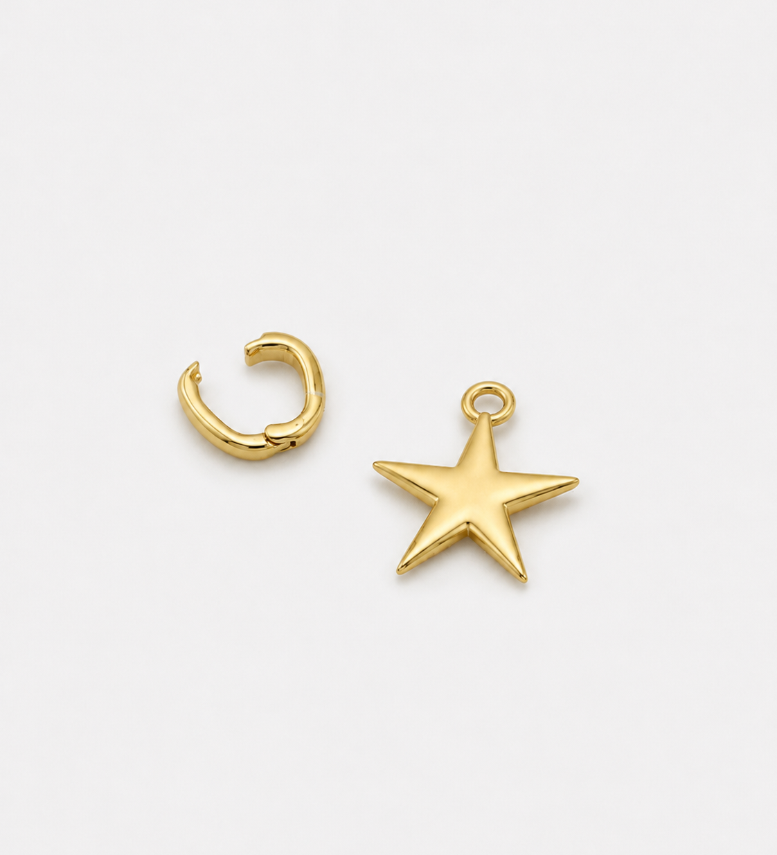 DEMONDStern_Pendant_Gold_without_Hook.png