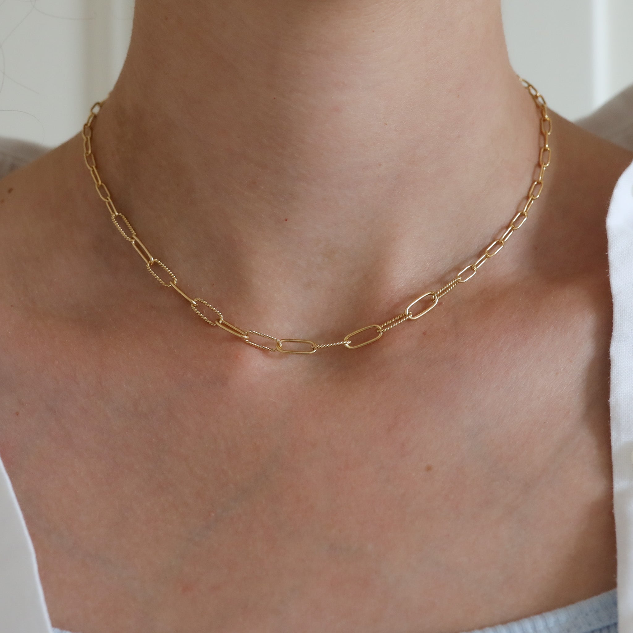 Eden_Necklace_Gols_Worn_1.jpg