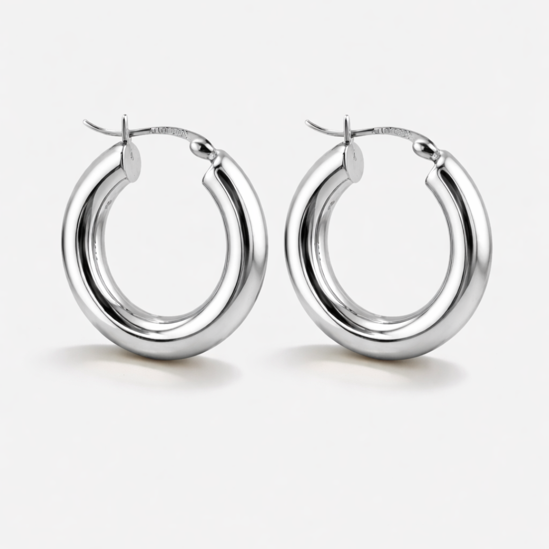 Fergie_Earring_Silver_L_Pair.png