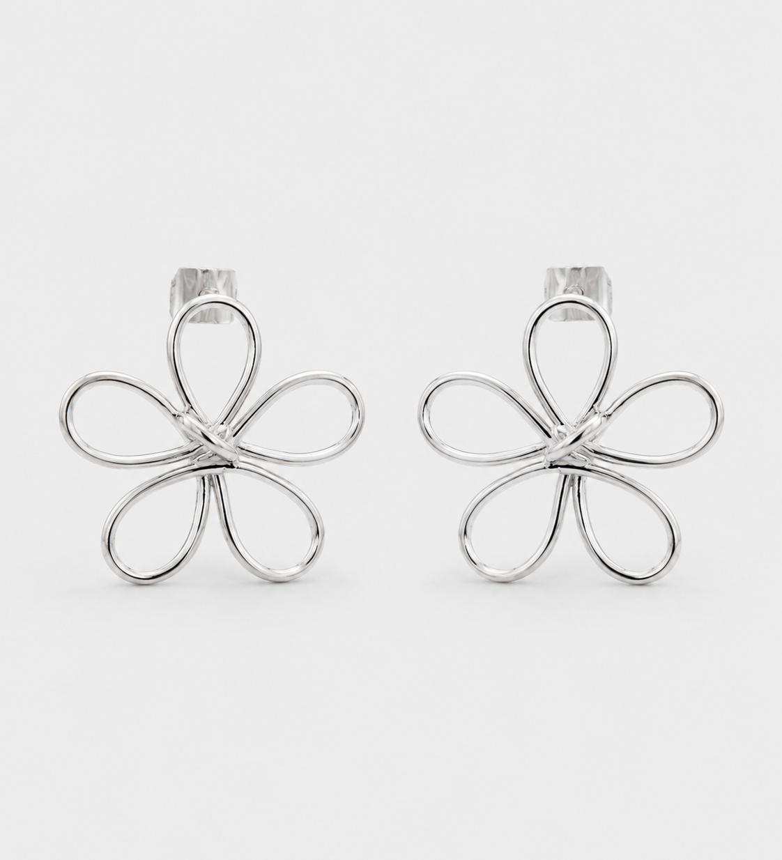 Flora_Earring_Silver_Pair_21f9ea91-ca3c-4134-b434-689982e6b97f.png