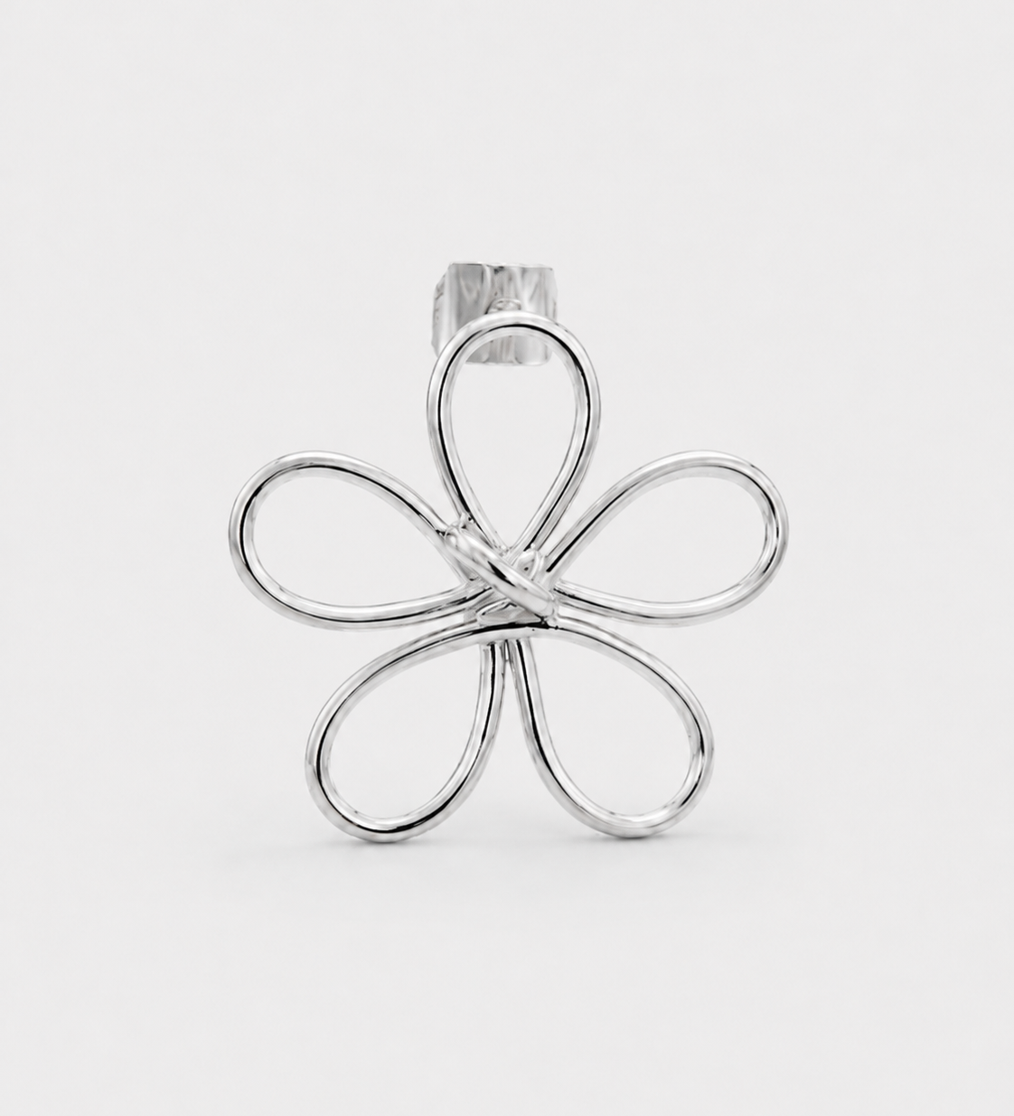 Flora_Earring_Silver_Single_Piece_a9f4c062-351a-40db-bad2-e434818843a0.png
