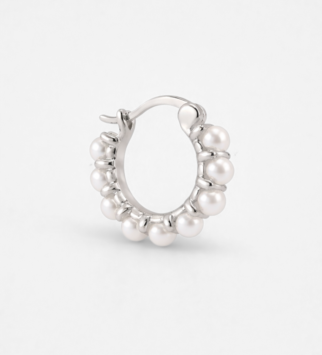 Ivory_Earrings_Silver_Single_a0391bf8-4ba6-4d72-b5ca-be4a1317a120.png