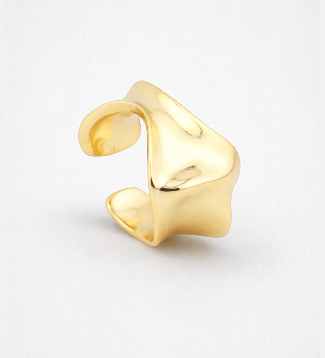Lux_Earcuff_Gold_1.png
