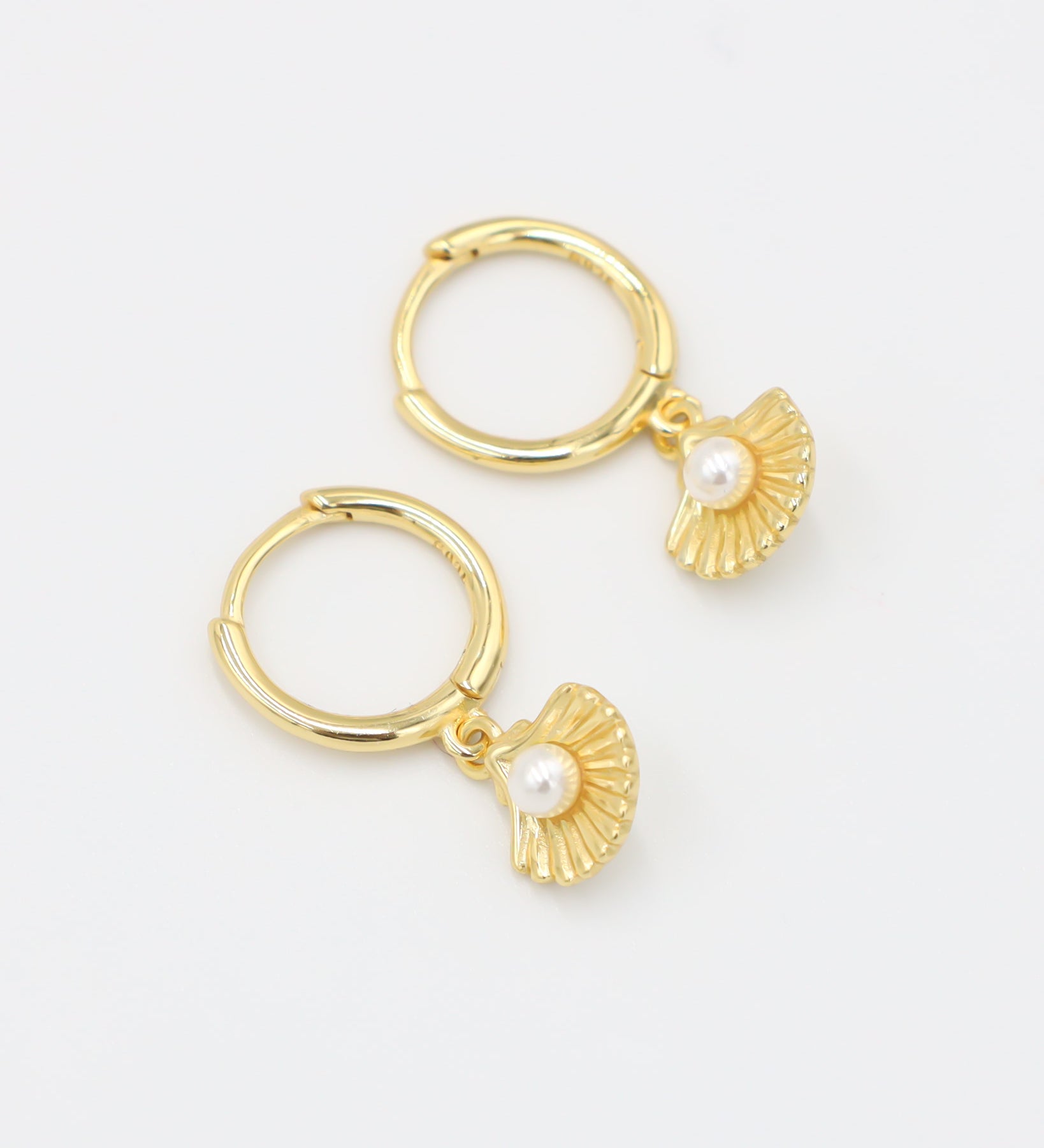 NixieGoldHoop1.jpg