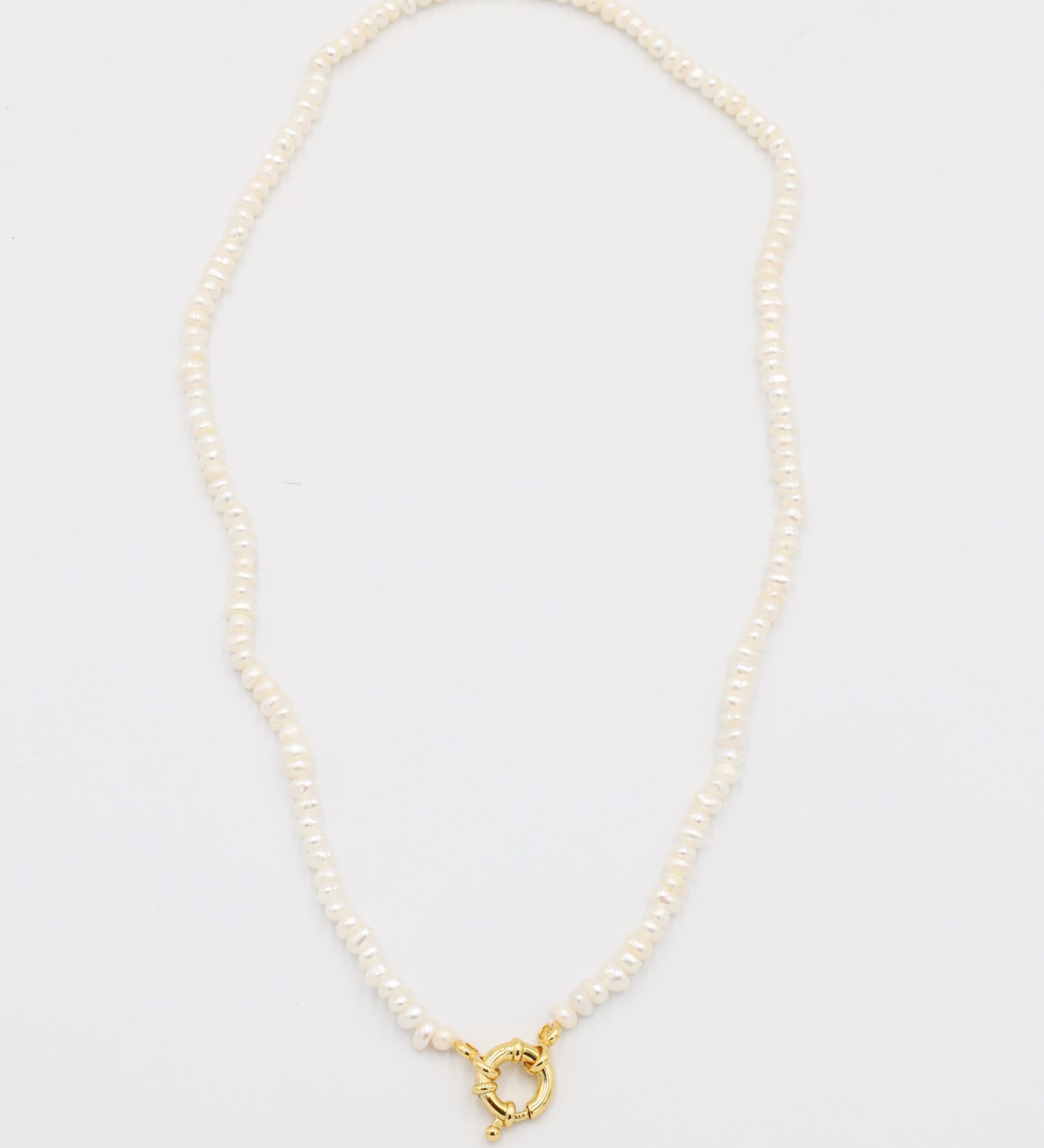 Pearl_Necklace_Gold_Flat_2.jpg