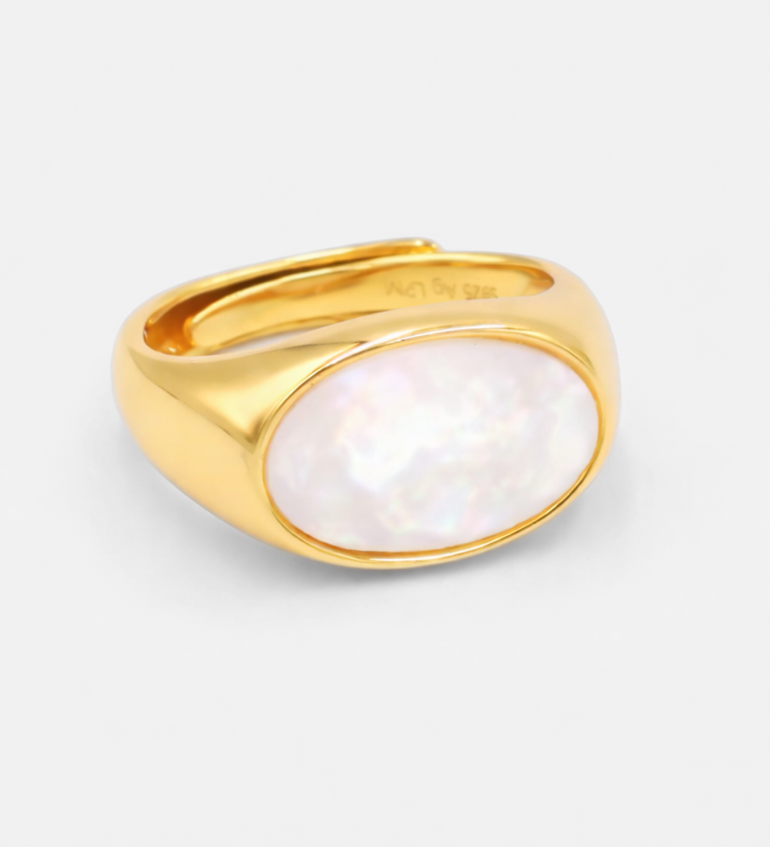 Serena_Ring_Gold_1.png