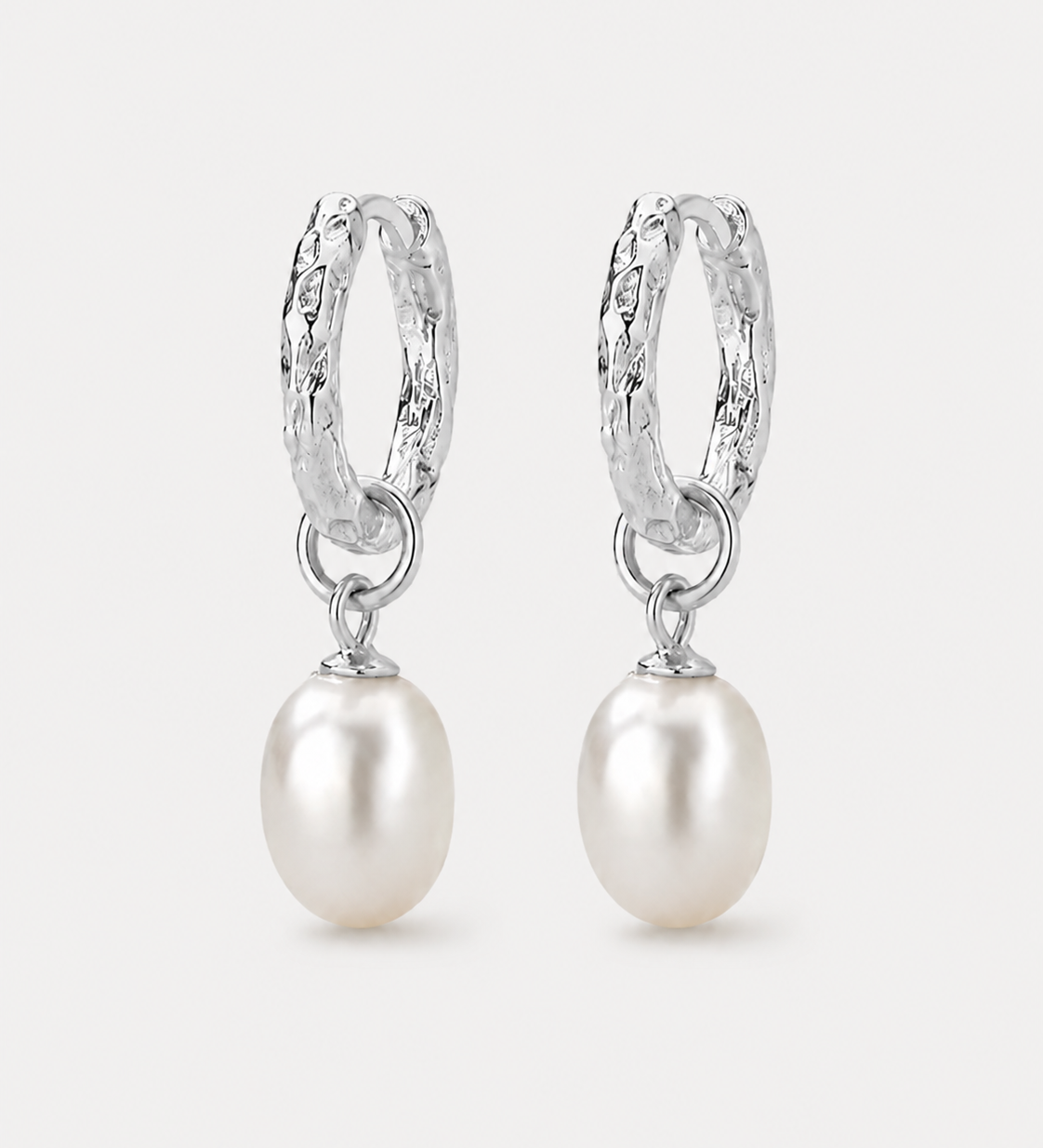 Tabby_Earring_Silver_Pair.png