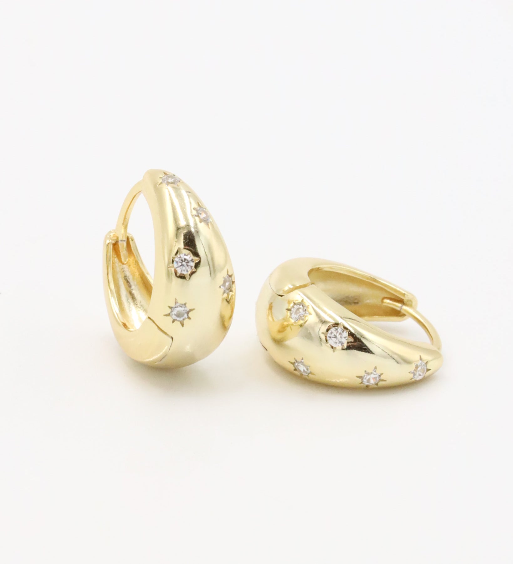 coralie-gold-hoop-zirkonia-pair-6.jpg